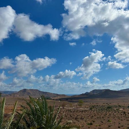 厄尔·坎皮洛·德·罗达尔El Risco Colorado, Cabo De Gata别墅 外观 照片