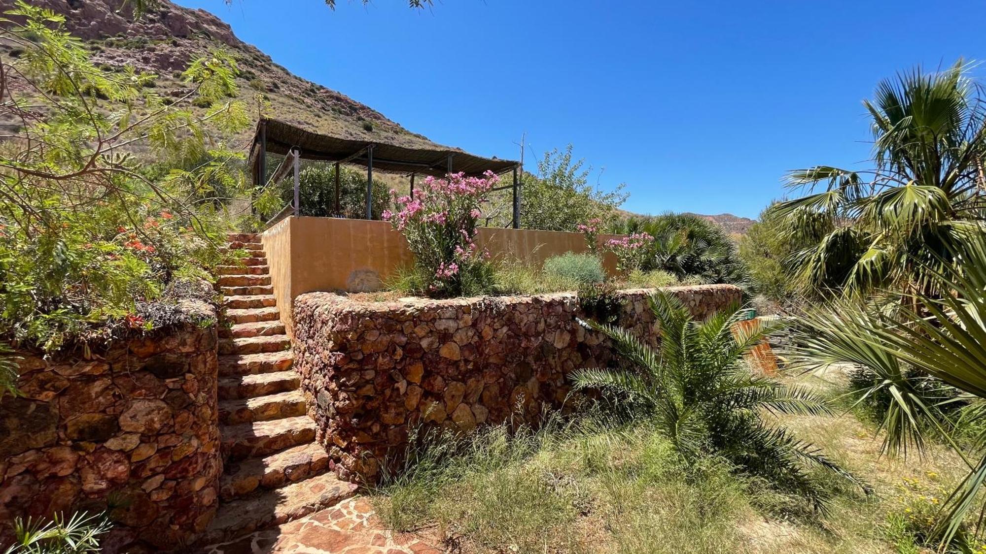 厄尔·坎皮洛·德·罗达尔El Risco Colorado, Cabo De Gata别墅 外观 照片